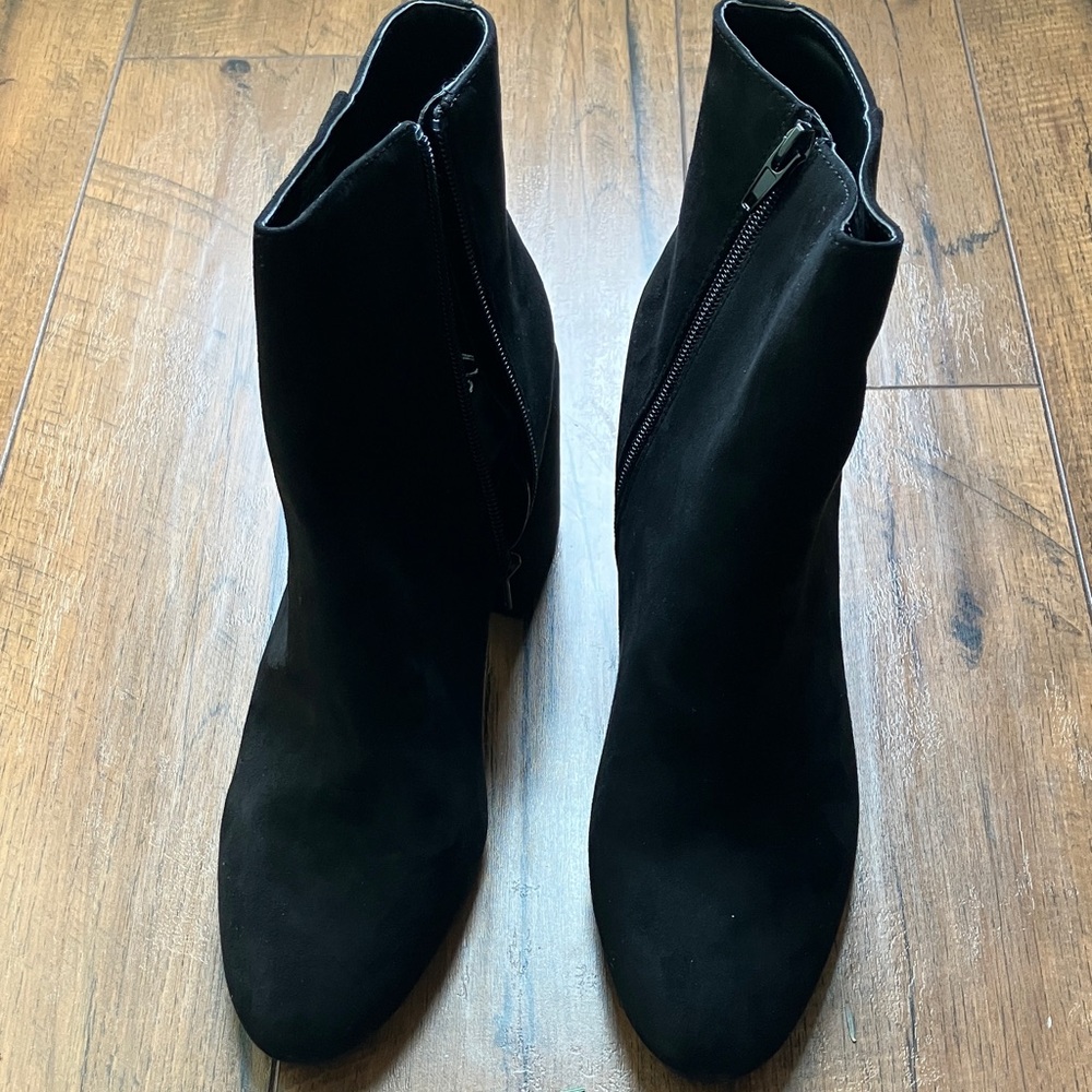 Bar III Black Gatlin Bootie – Women’s Size 10 - Picture 8 of 12